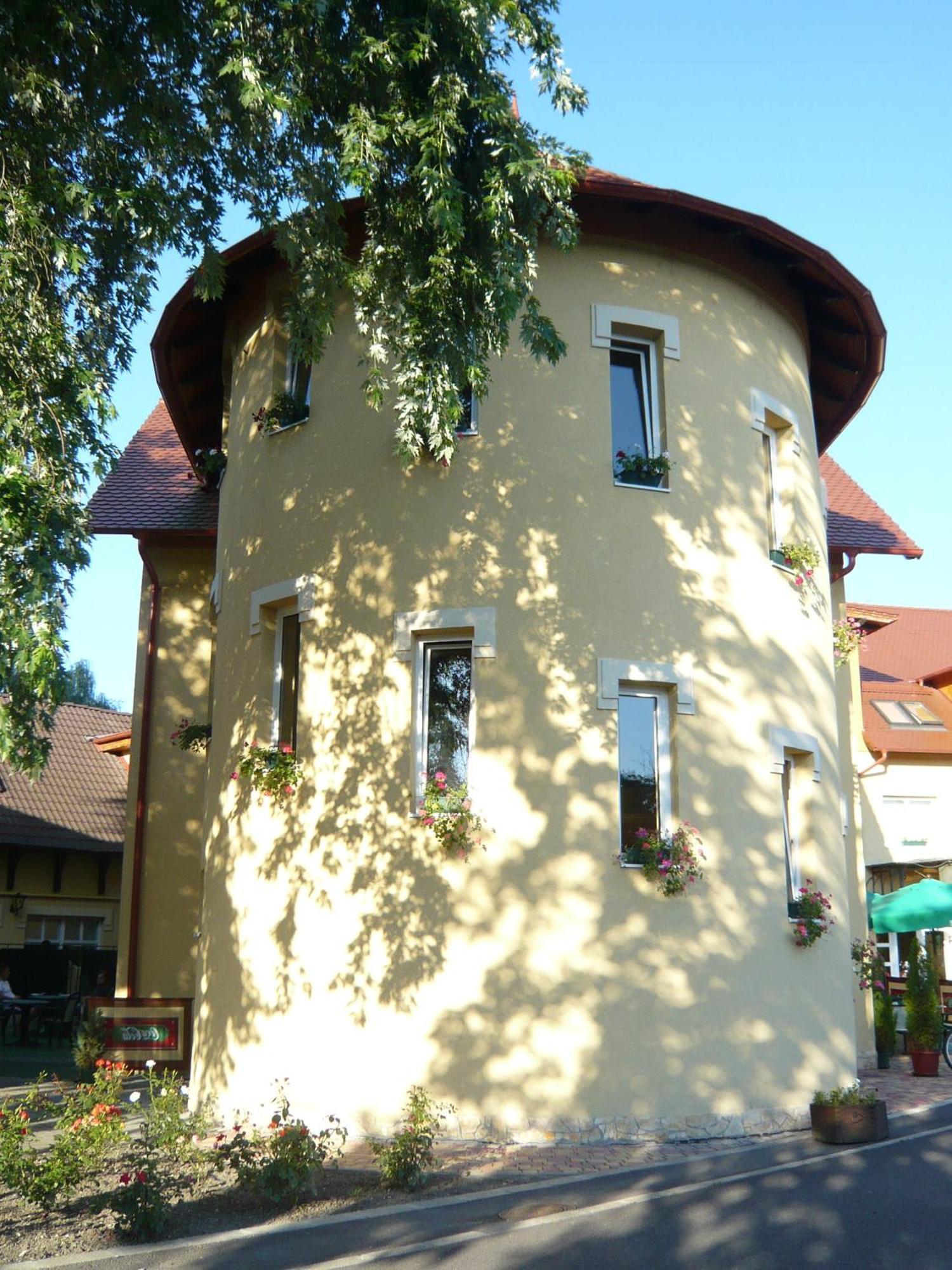 Hotel Lukacs Superior كزينكبرسكا المظهر الخارجي الصورة