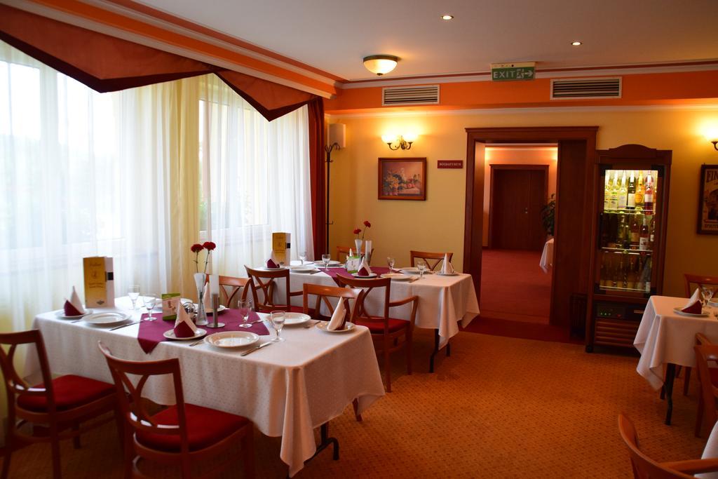 Hotel Lukacs Superior كزينكبرسكا المظهر الخارجي الصورة