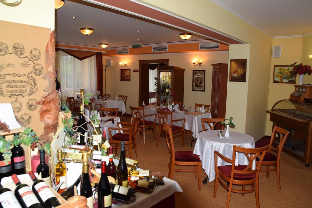 Hotel Lukacs Superior كزينكبرسكا المظهر الخارجي الصورة