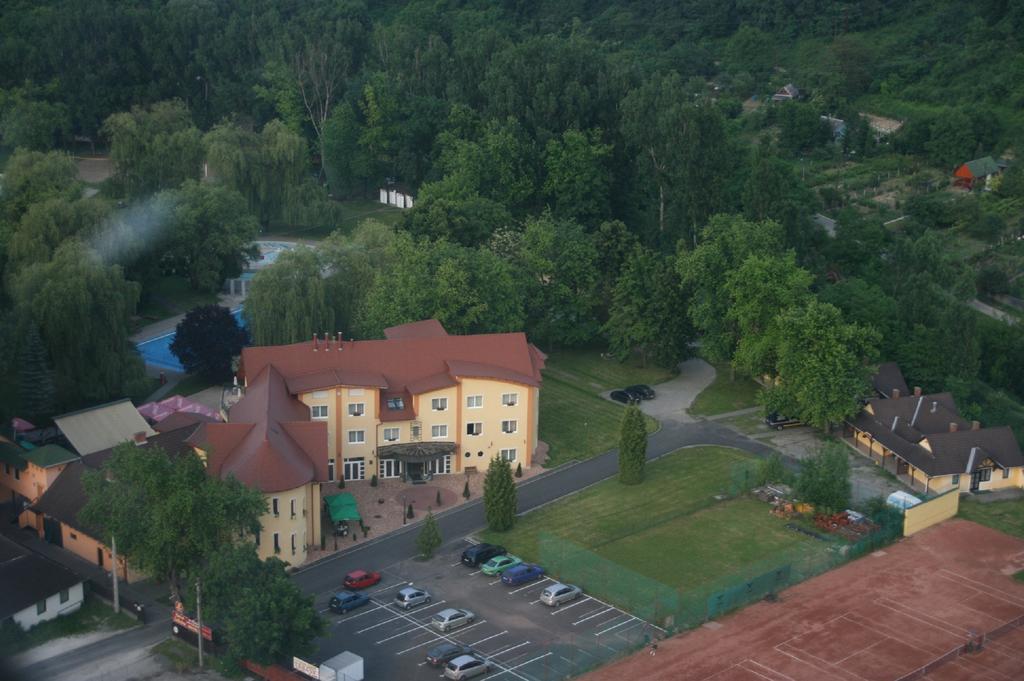 Hotel Lukacs Superior كزينكبرسكا المظهر الخارجي الصورة